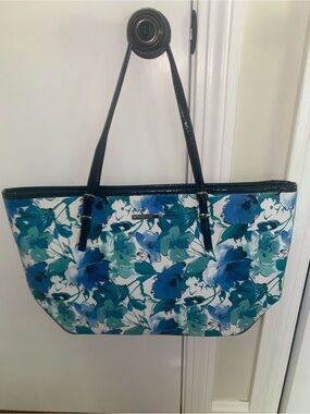 Nine West Floral Tote